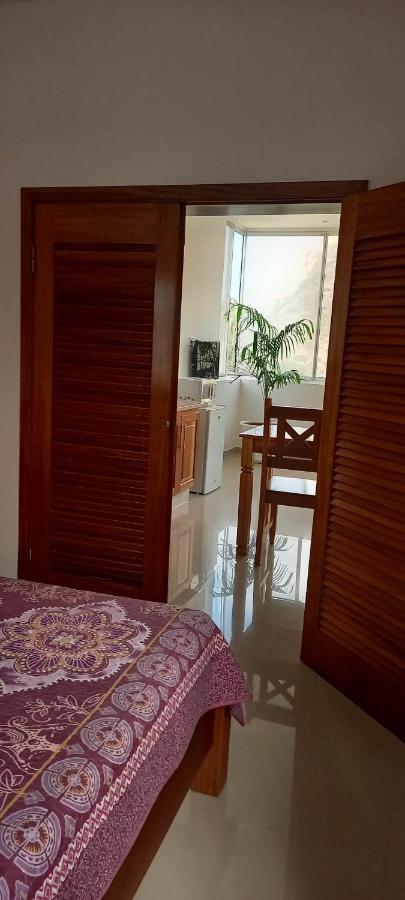 Hotel Viajante Tarrafal  Kültér fotó