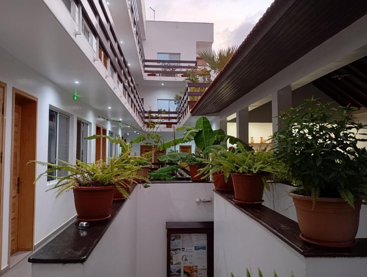 Hotel Viajante Tarrafal  Kültér fotó